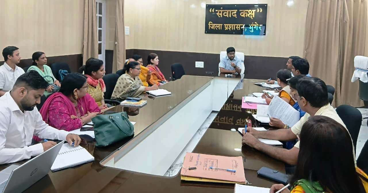 निर्वाचन आयोग का सीधा फोकस मतदान प्रतिशत को बढ़ाना : डीएम