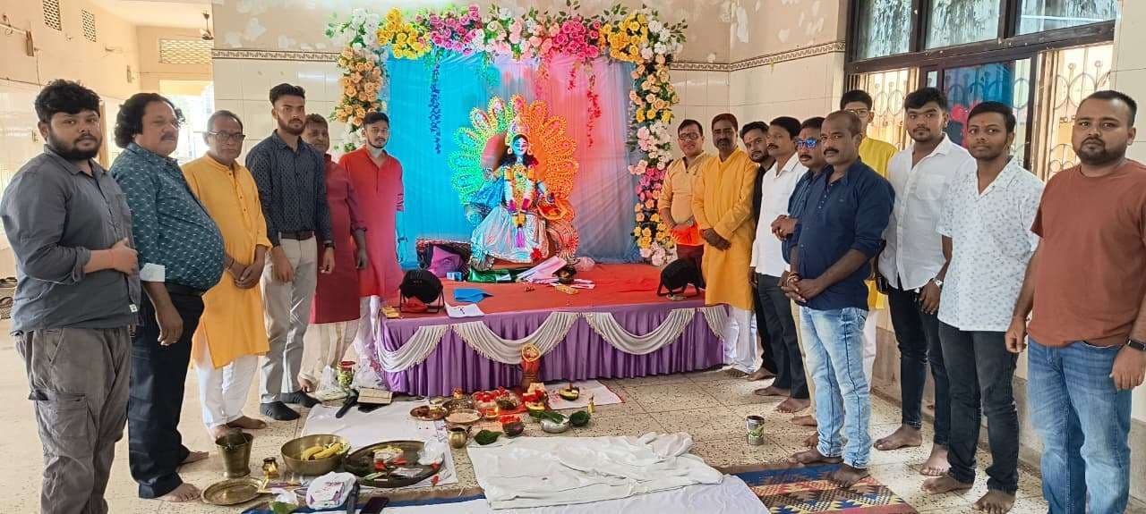 चित्रांशों ने की भगवान चित्रगुप्त की पूजा