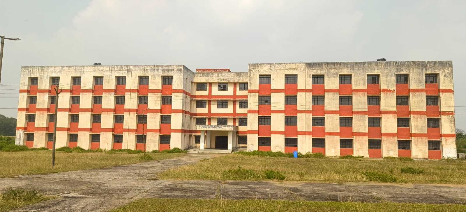 बेकार साबित हो रहा खूंटी के ऐरेंडा में बना पॉलिटेक्निक कॉलेज