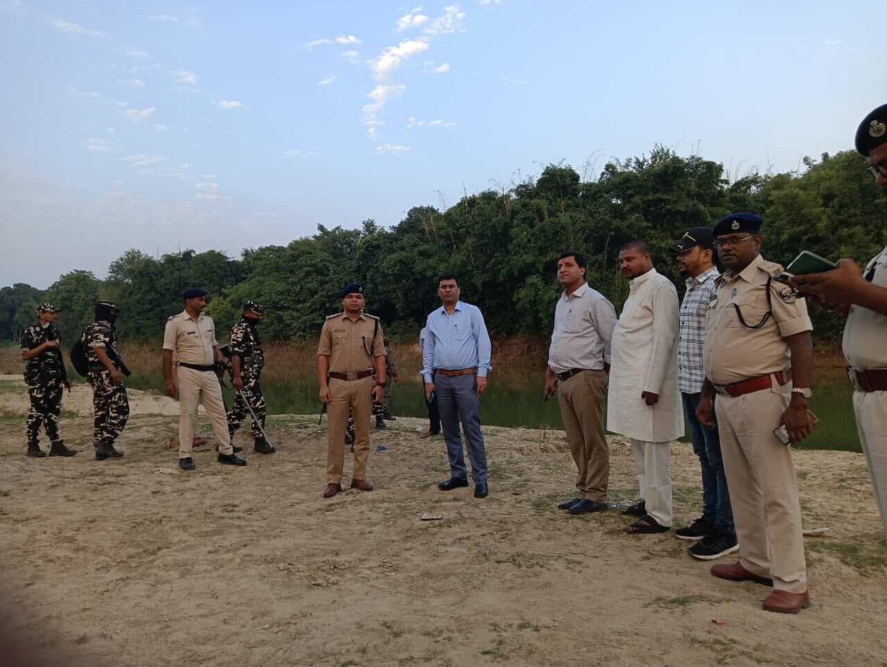 एसडीएम ने छठ घाटों का किया निरीक्षण