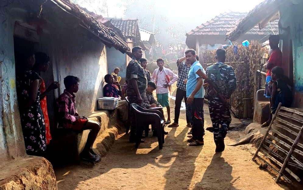 पहली पत्नी की हत्या में सजा काट लौटा, अब दूसरी पत्नी को कुल्हाड़ी से मौत के घाट उतारा