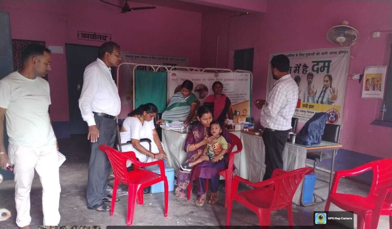 एमओआइसी ने किया टीकाकरण अभियान का निरीक्षण