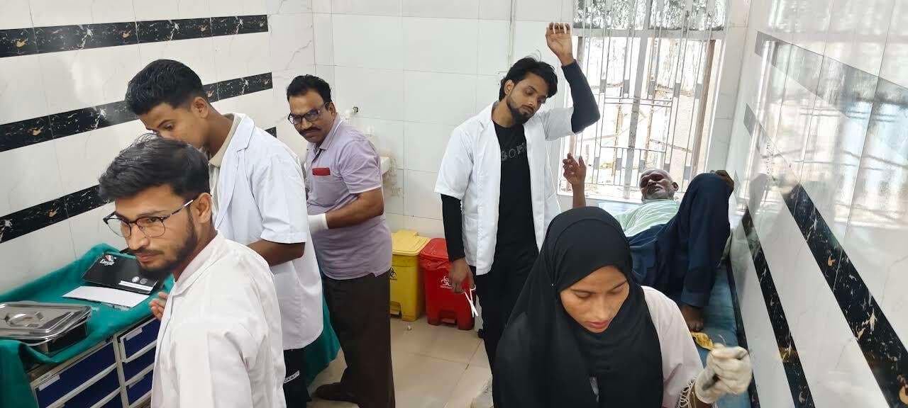 सड़क दुर्घटना में टोटो चालक सहित पांच जख्मी, दो जख्मी को किया रेफर