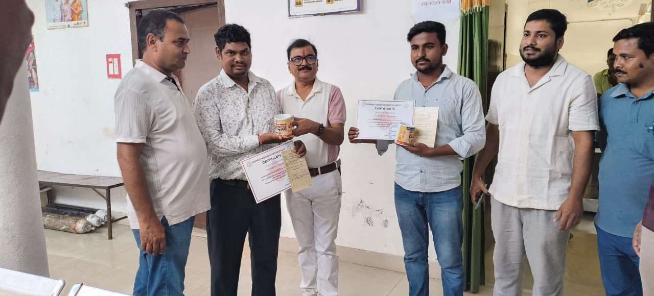 लिट्टीपाड़ा सीएचसी में लगे शिविर में 25 यूनिट रक्त संग्रह