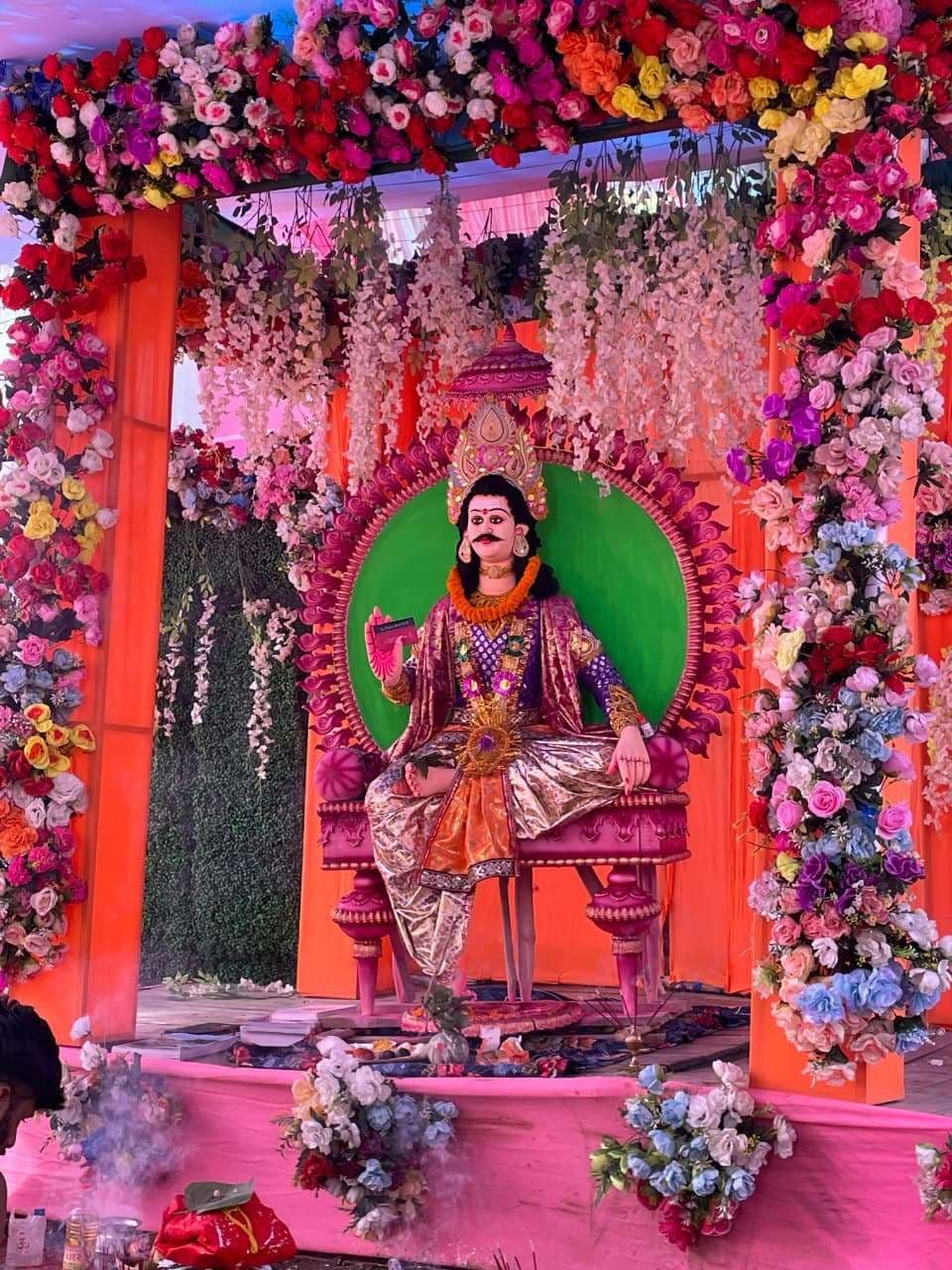 वैदिक मंत्रोच्चारण के बीच भगवान श्री चित्रगुप्त पूजा संपन्न