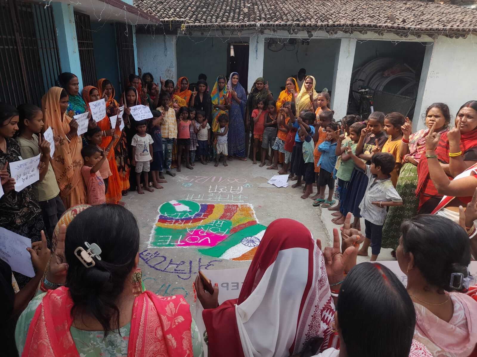 hajipur news. लोकतांत्रिक व्यवस्था में मतदान सबसे बड़ा अधिकार व कर्तव्य