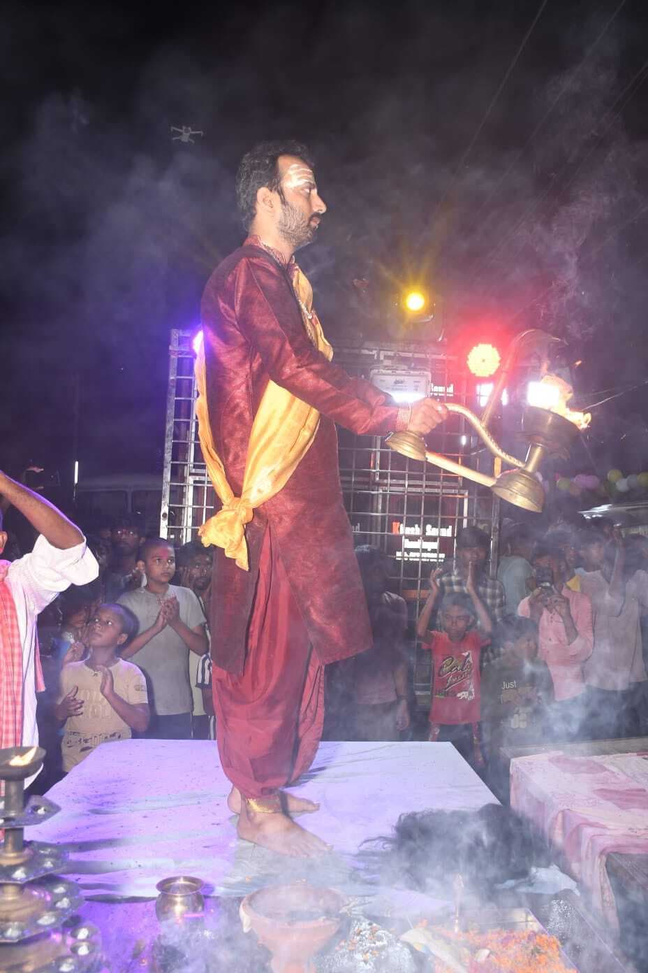 शंभुगंज काली मंदिर में महाआरती का आयोजन