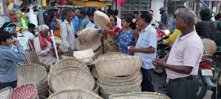 शहर का न्यू मार्केट, बड़ा बाजार में सजा छठ का बाजार, उमड़ रही भीड़