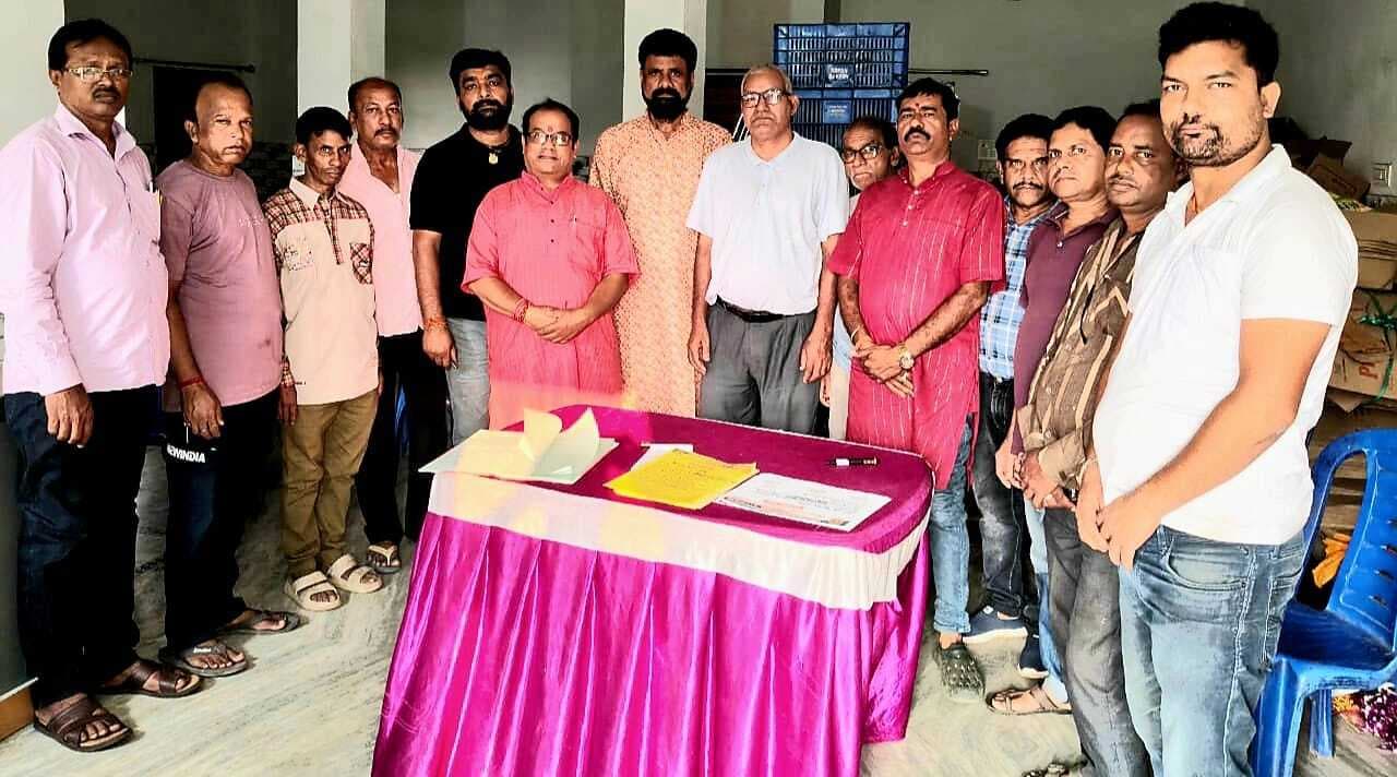 रौनियार वैश्य सभा के अध्यक्ष बने राजकुमार व बबलू सचिव