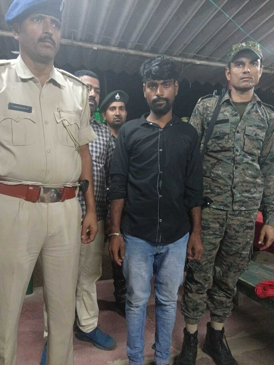 आर्म्स एक्ट का नामजद अभियुक्त गिरफ्तार, भेजा जेल