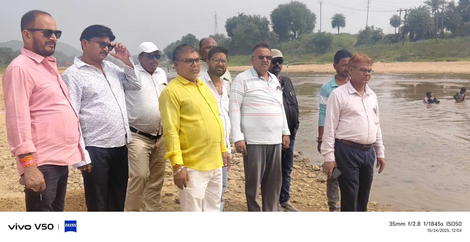 सभी छठ घाटों पर चेंजिंग रूम बनाने का निर्देश