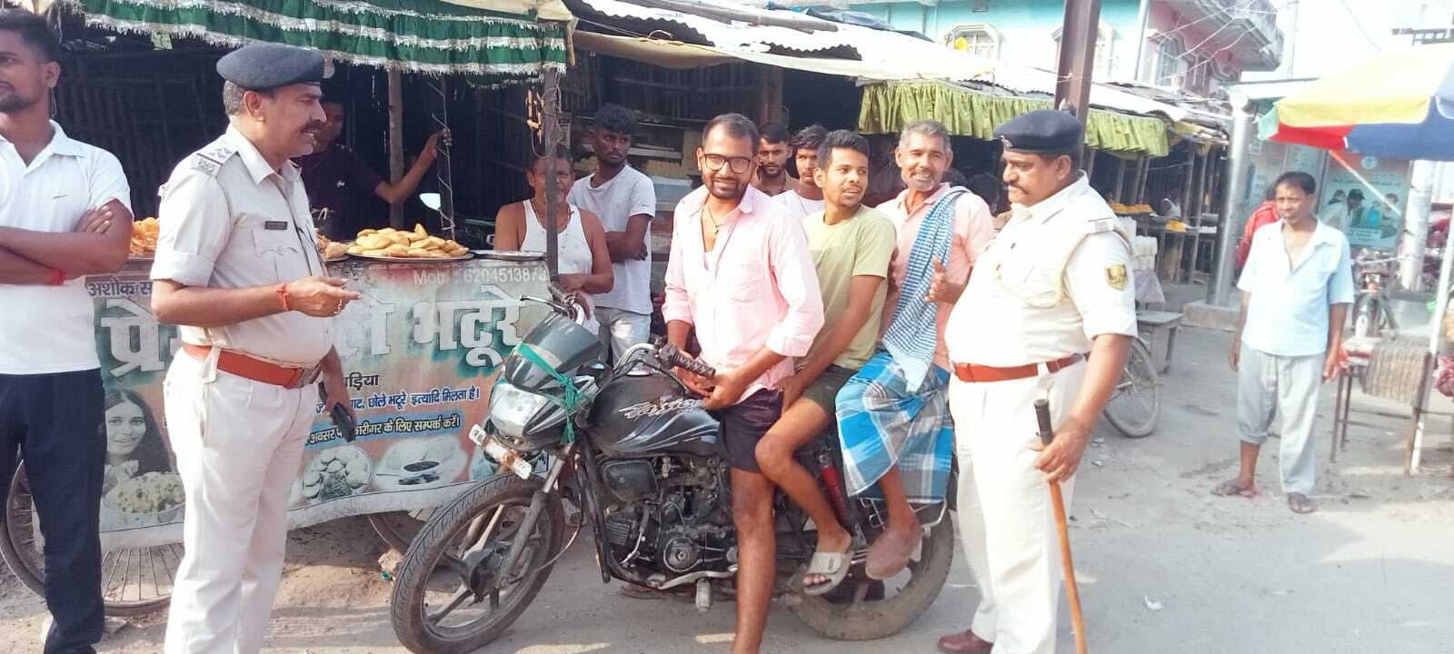 वाहन जांच के दौरान एक लाख नगदी बरामद, स्कार्पियो को पुलिस ने किया जब्त