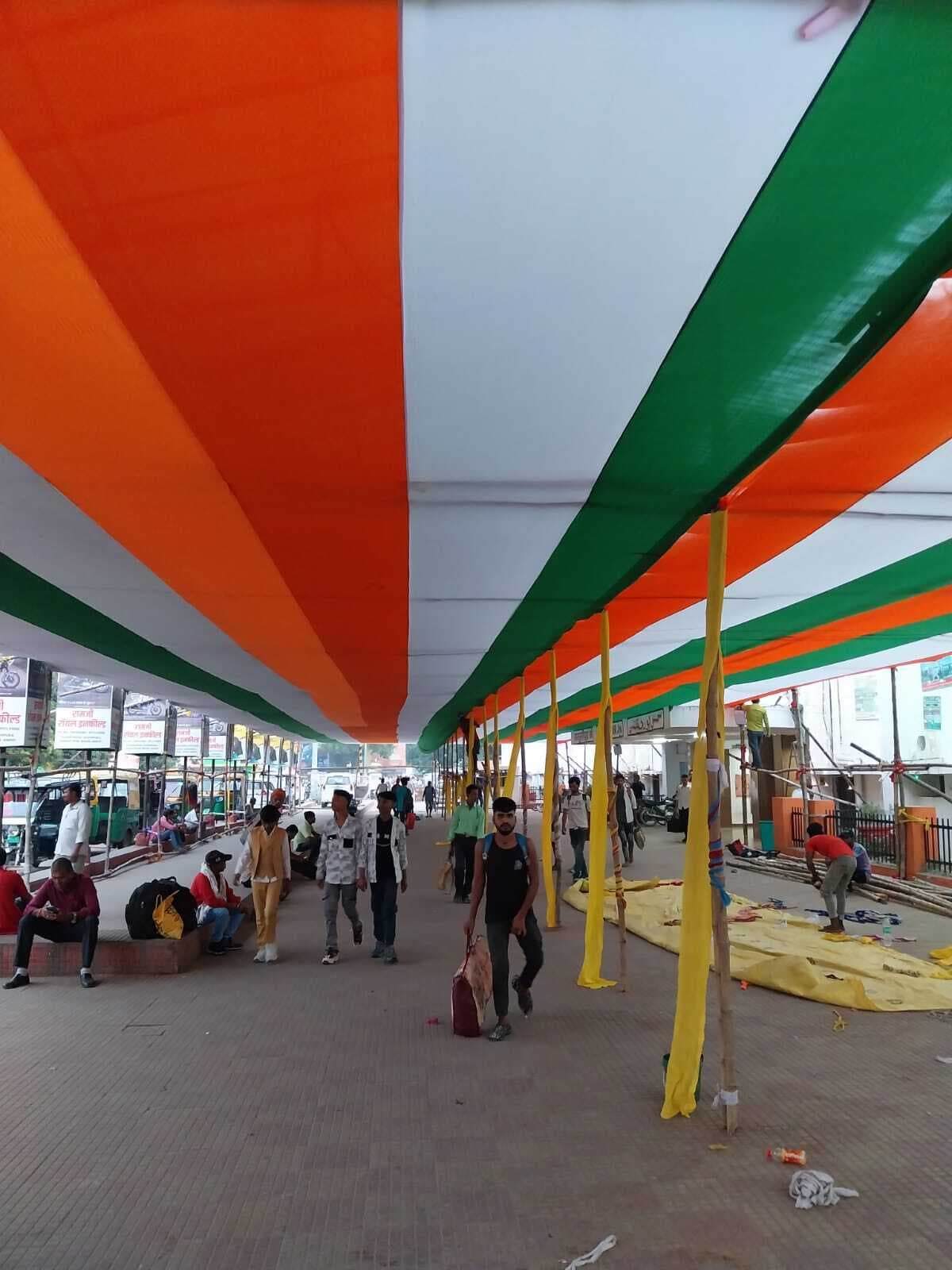 Madhubani News : छठ महापर्व : मंडल ने की यात्री सुविधा, संरक्षा व भीड़ प्रबंधन की व्यापक व्यवस्था