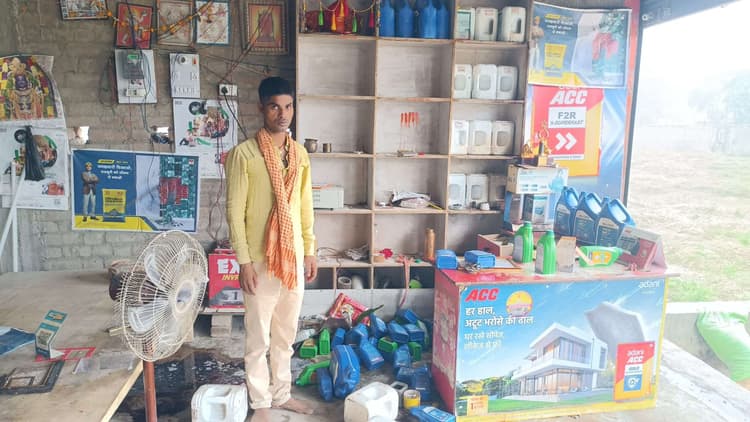 गिट्टी-बालू दुकान से पांच लाख रुपये नकदी समेत सामग्री चोरी