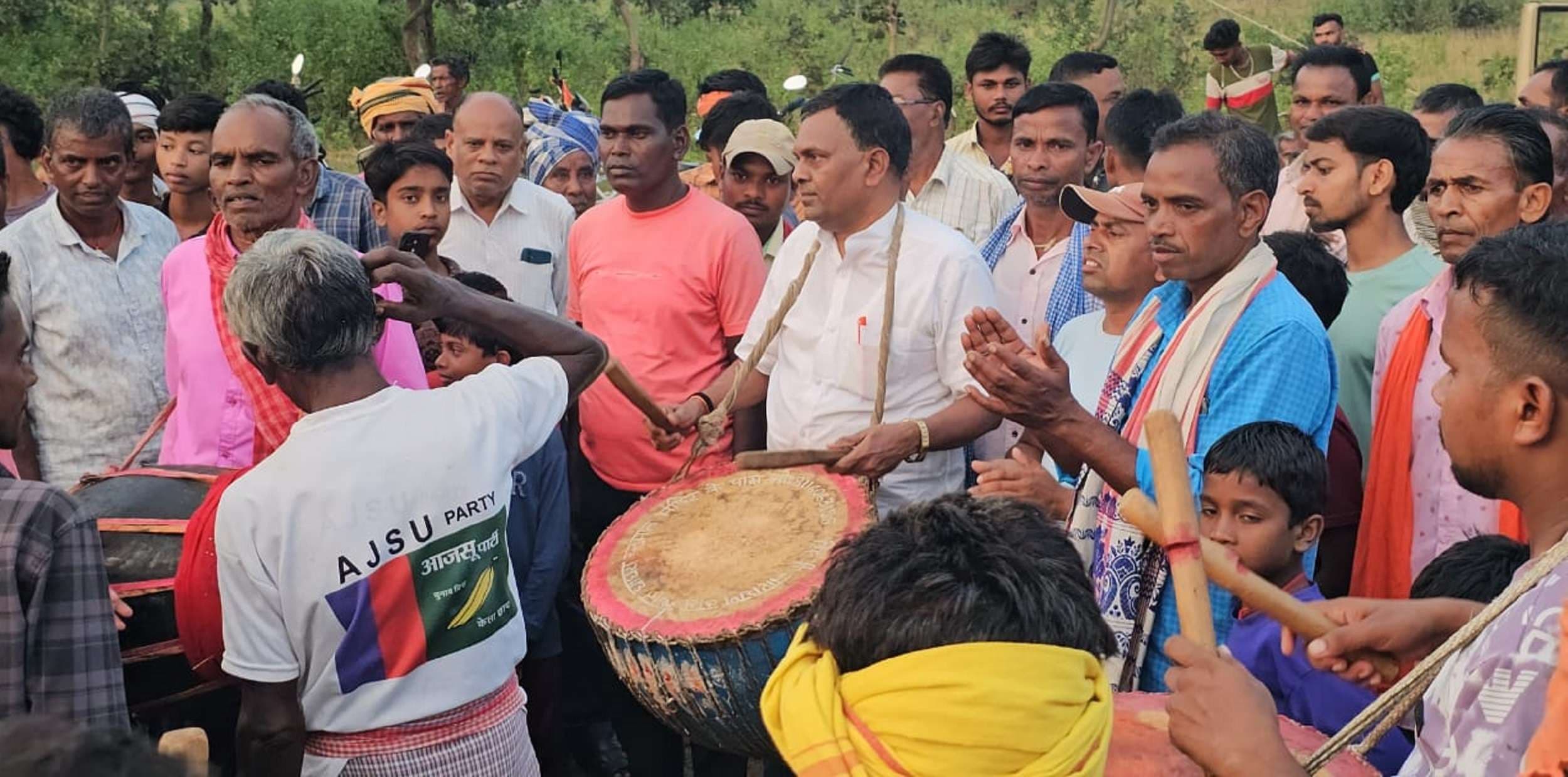 Bokaro News : अपनी संस्कृति को अक्षुण्ण बनाये रखना सामूहिक जिम्मेदारी : डॉ लंबोदर