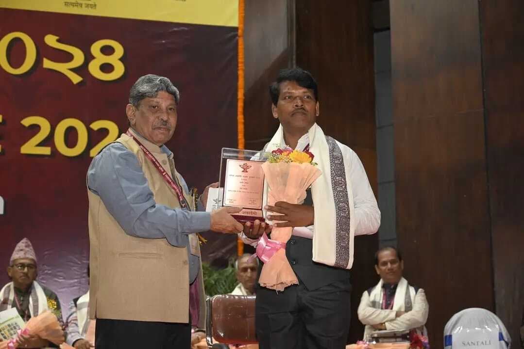 साहित्य अकादमी पुरस्कार से सम्मानित हुए नाजिर हेंब्रम