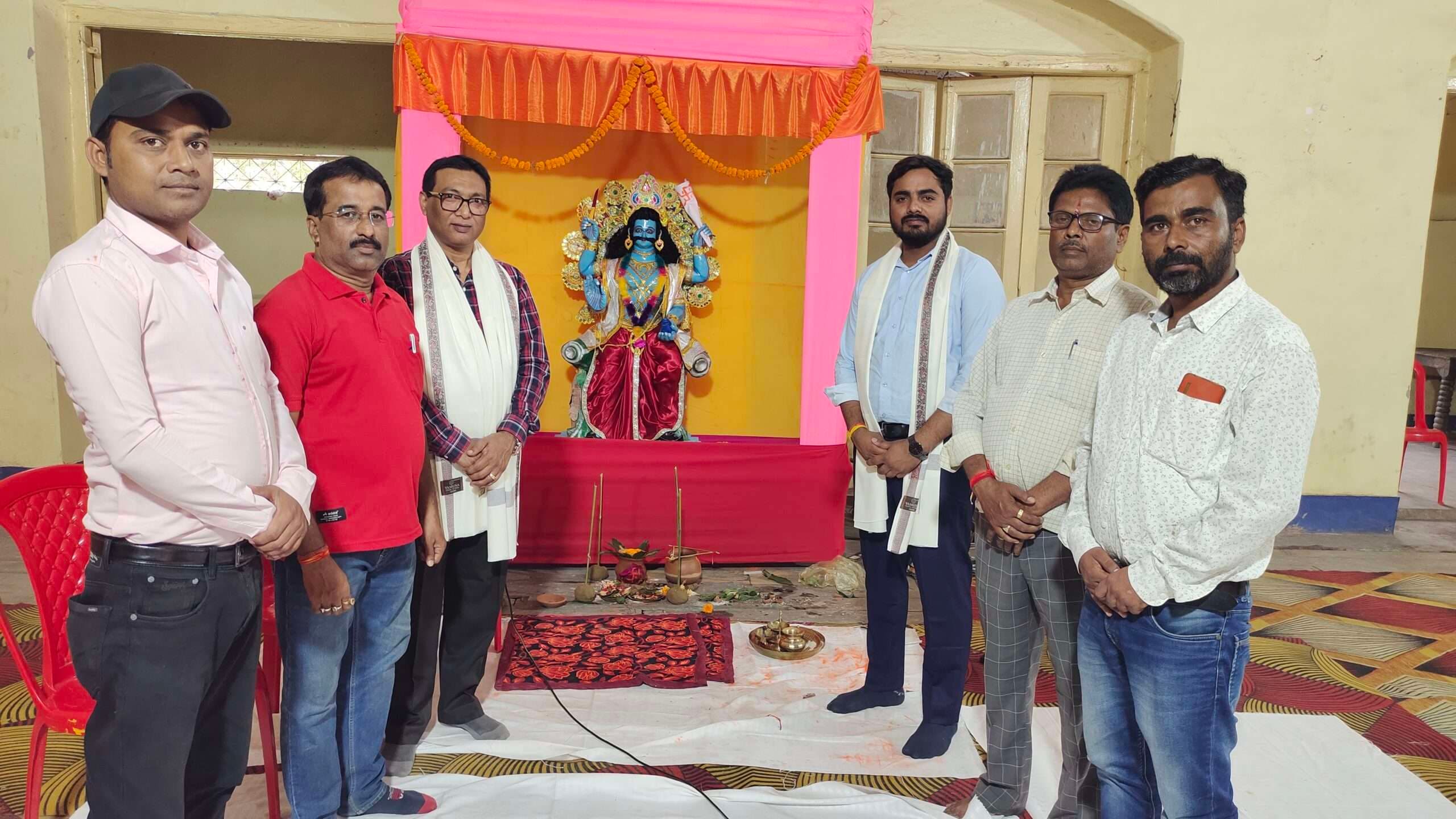 Giridih News: प्रतिमा विसर्जन के साथ चित्रगुप्त पूजा का समापन