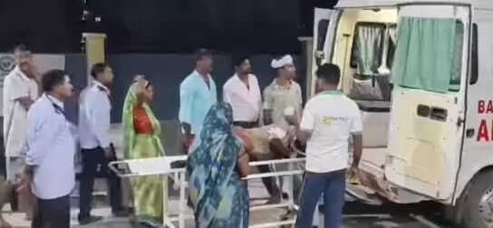 सड़क दुर्घटना में एक की मौत, तीन घायल