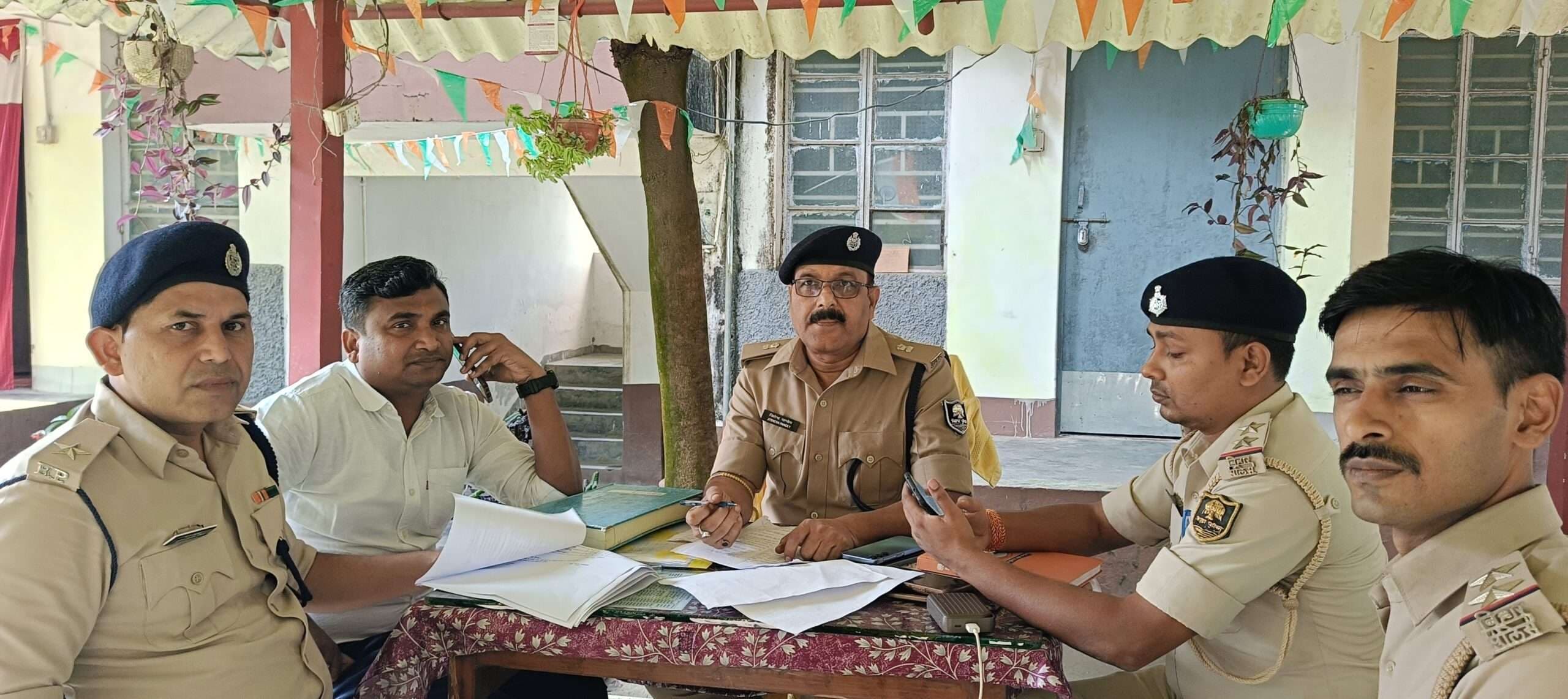 चुनाव के दौरान एसएसबी से समन्वय कर बंगाल सीमा की करें निगरानी : एसडीपीओ