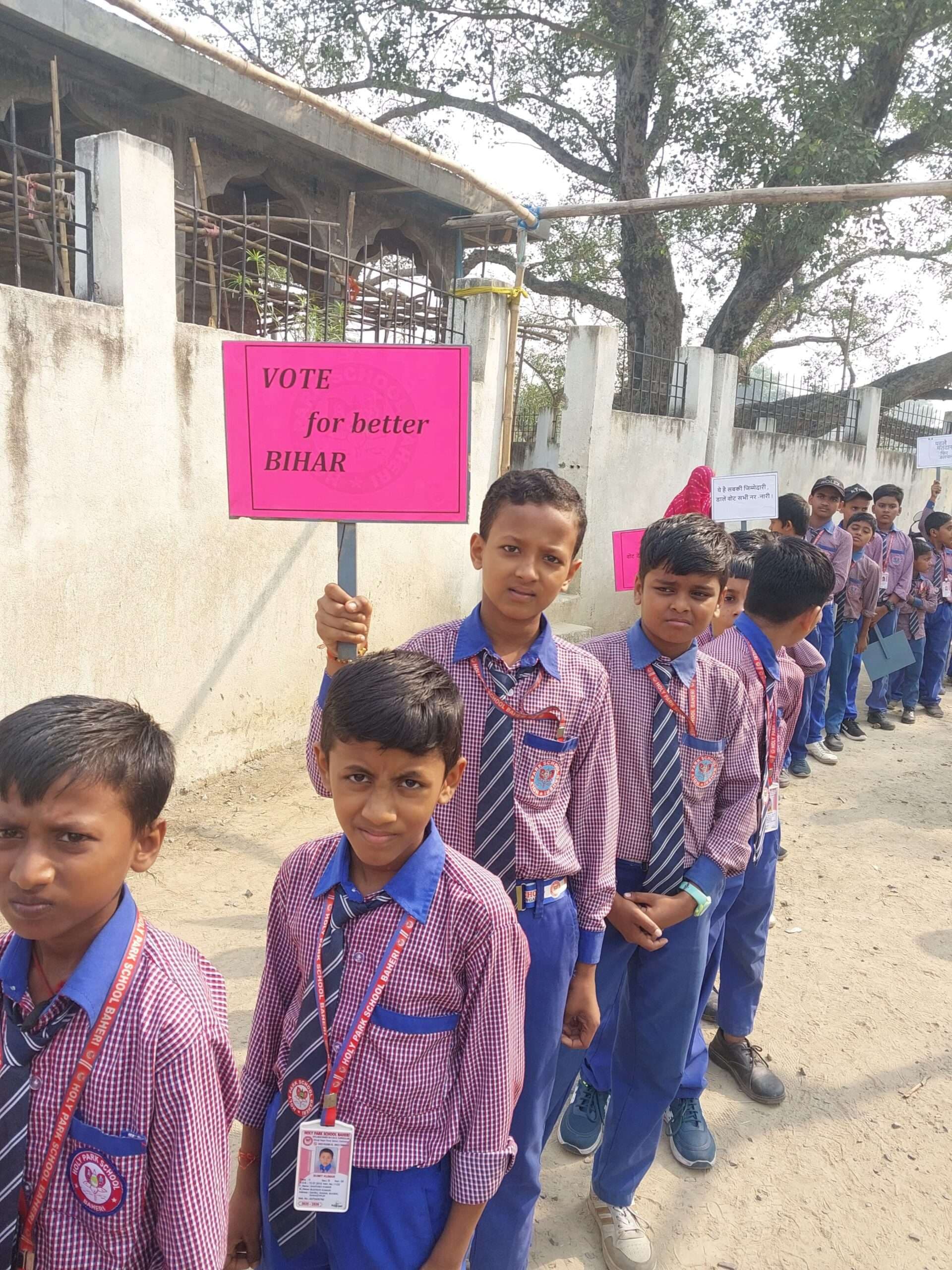 Samastipur News:प्रभातफेरी निकाल बच्चों ने किया जागरूक