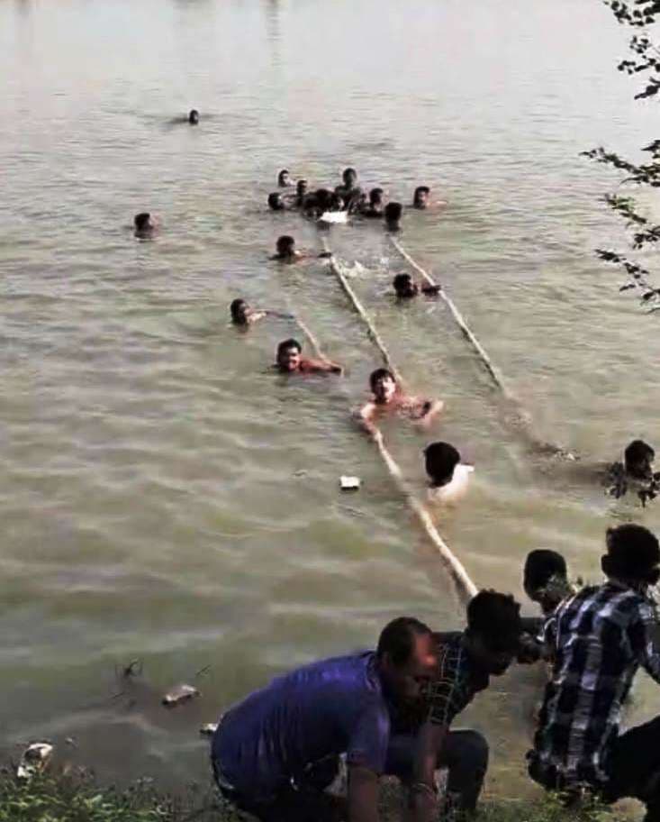 छठ घाट की सफाई के दौरान पानी में डूबने से युवक की मौत