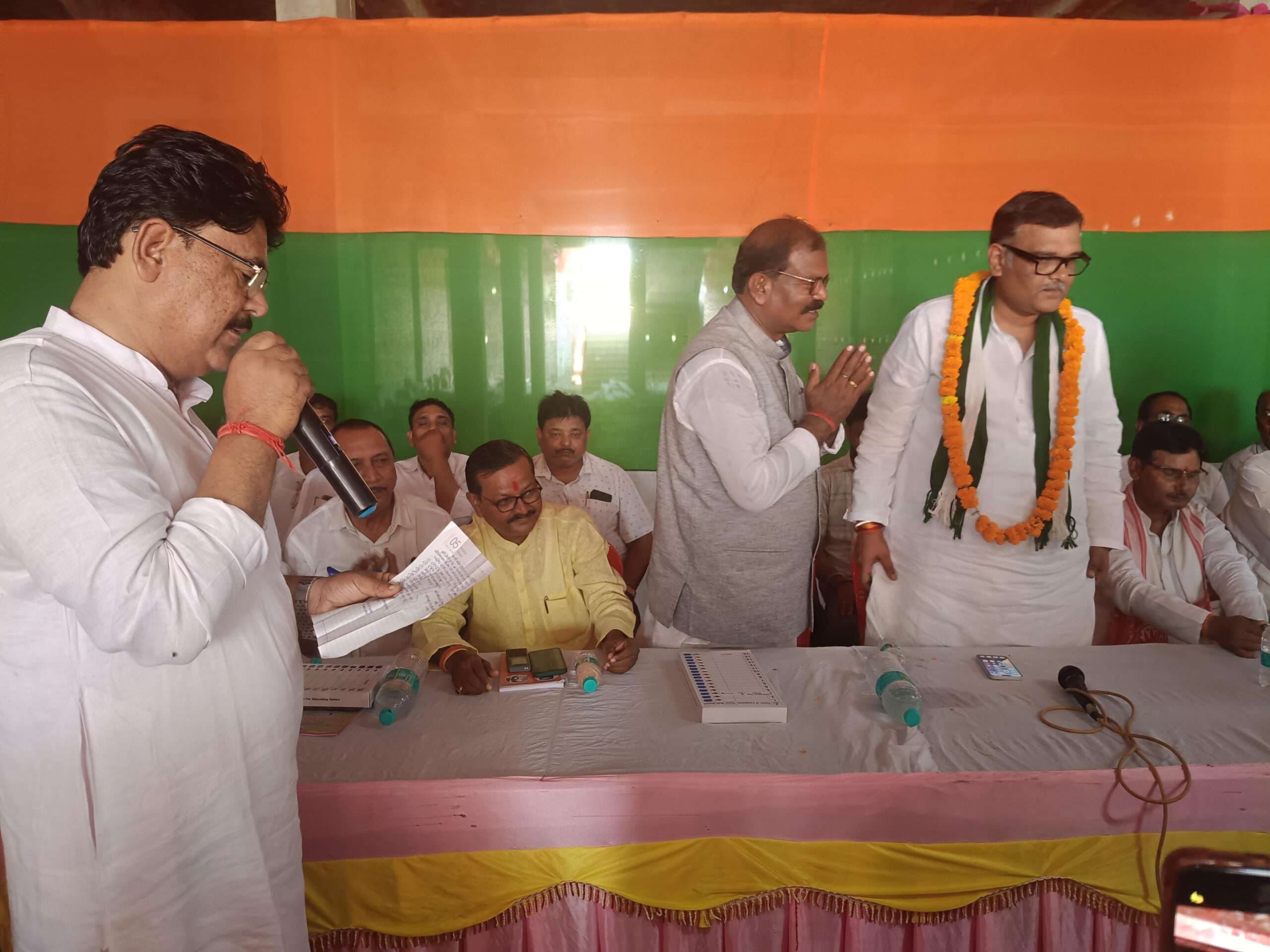 Samastipur News:चुनाव कार्यालय का उद्घाटन