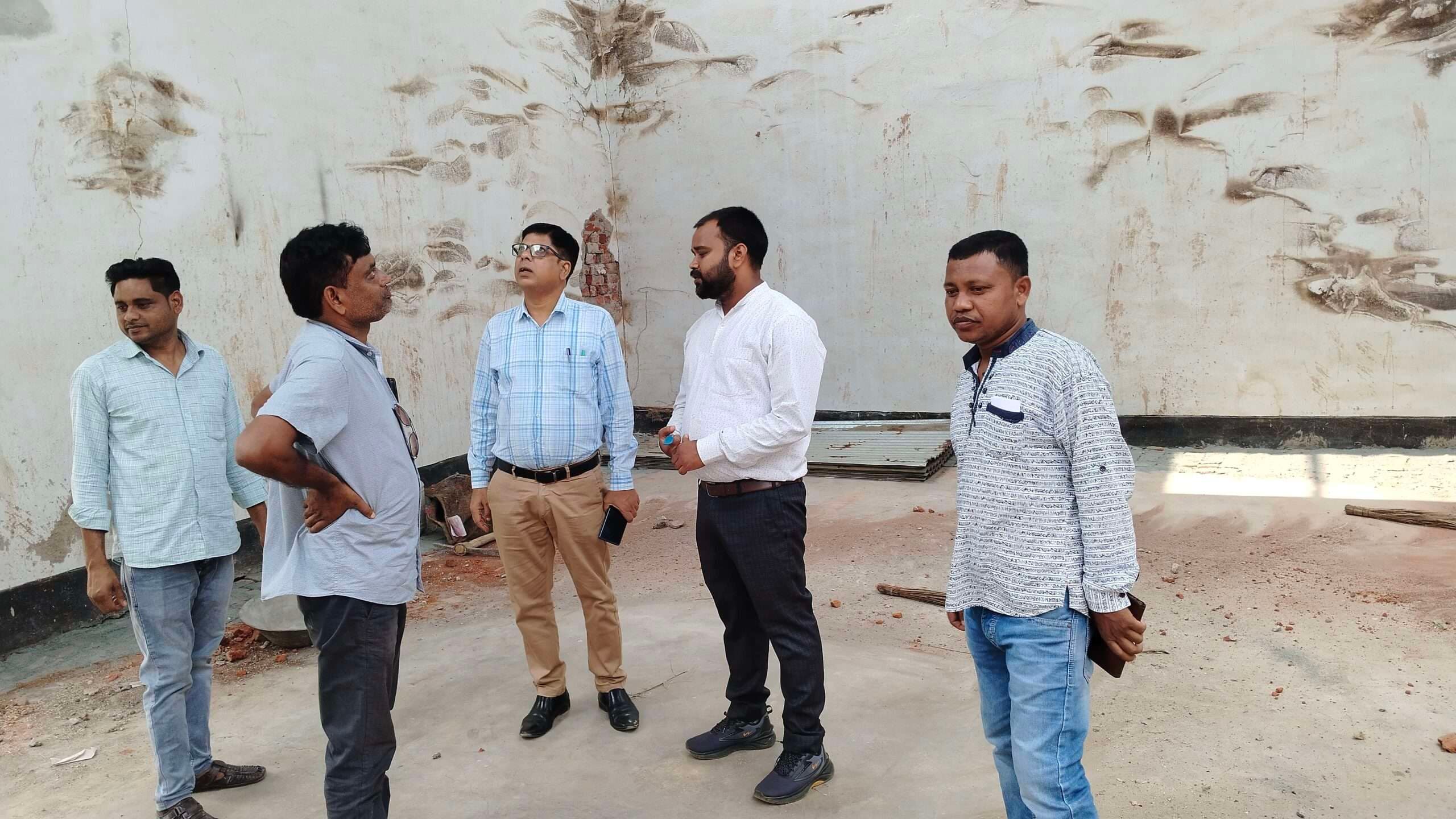 बीडीओ ने एफसीआइ गोदाम का किया निरीक्षण