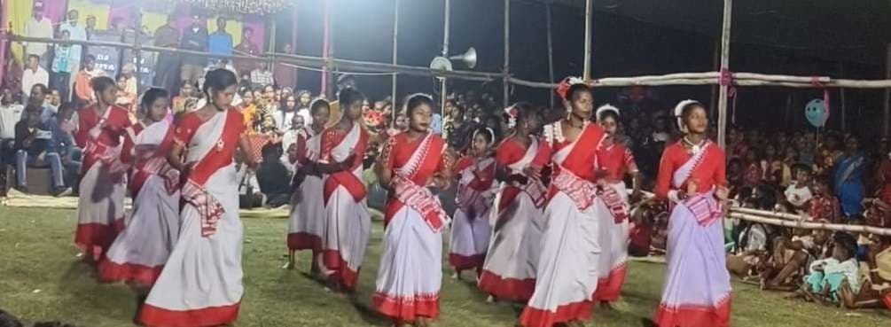 Bokaro News : सोहराय पर्व पर उमड़ा जनसैलाब, पाता नाच व म्यूजिकल नाइट का रहा आकर्षण