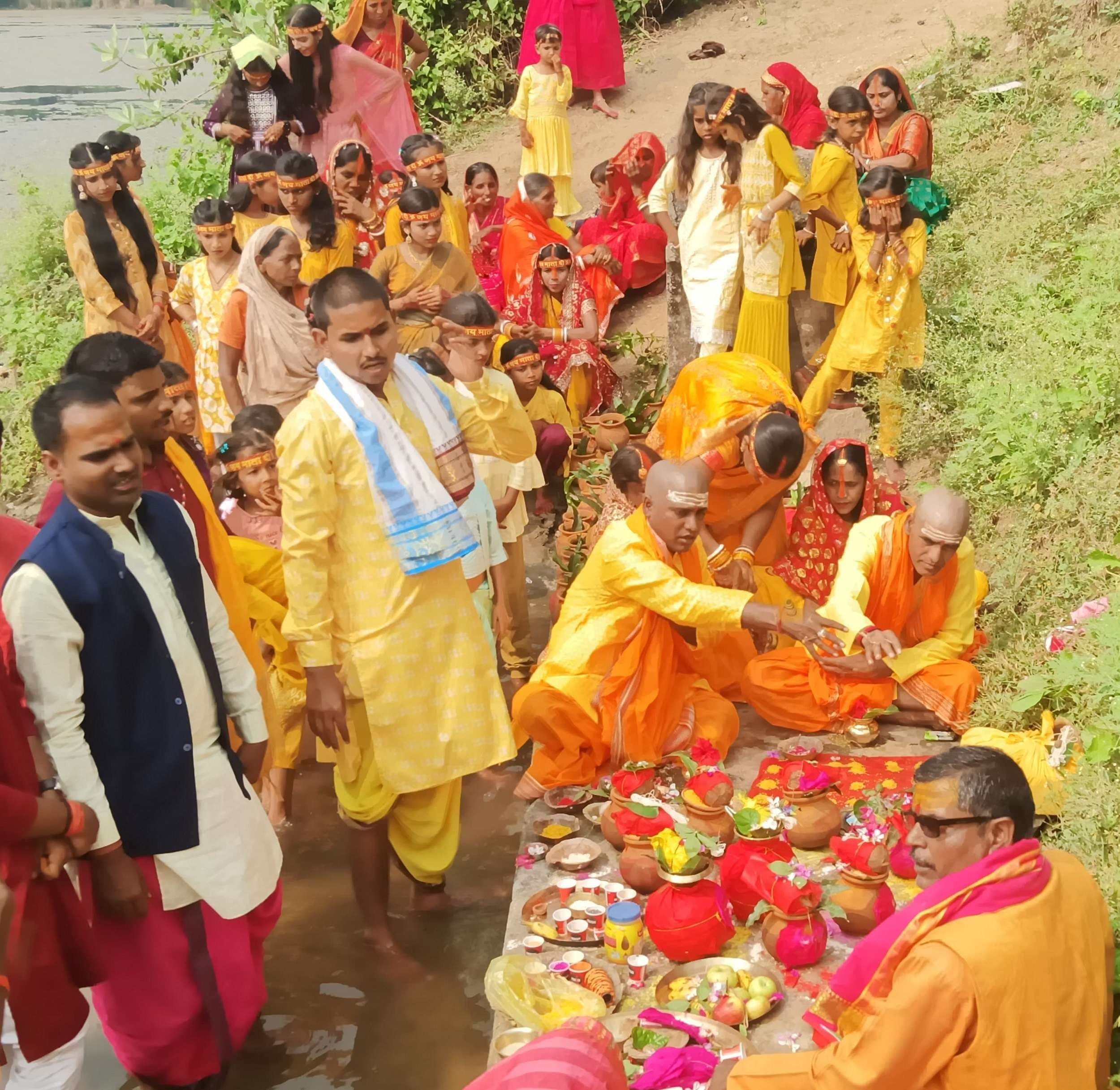 Bokaro News : कलश यात्रा के साथ श्रीमद्भागवत कथा शुरू