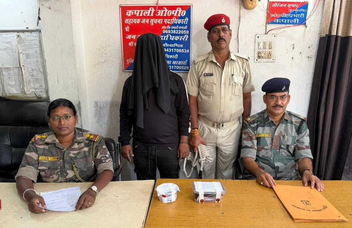 Seraikela Kharsawan News : 81 पुड़िया ब्राउन शुगर के साथ मो अरमान गिरफ्तार