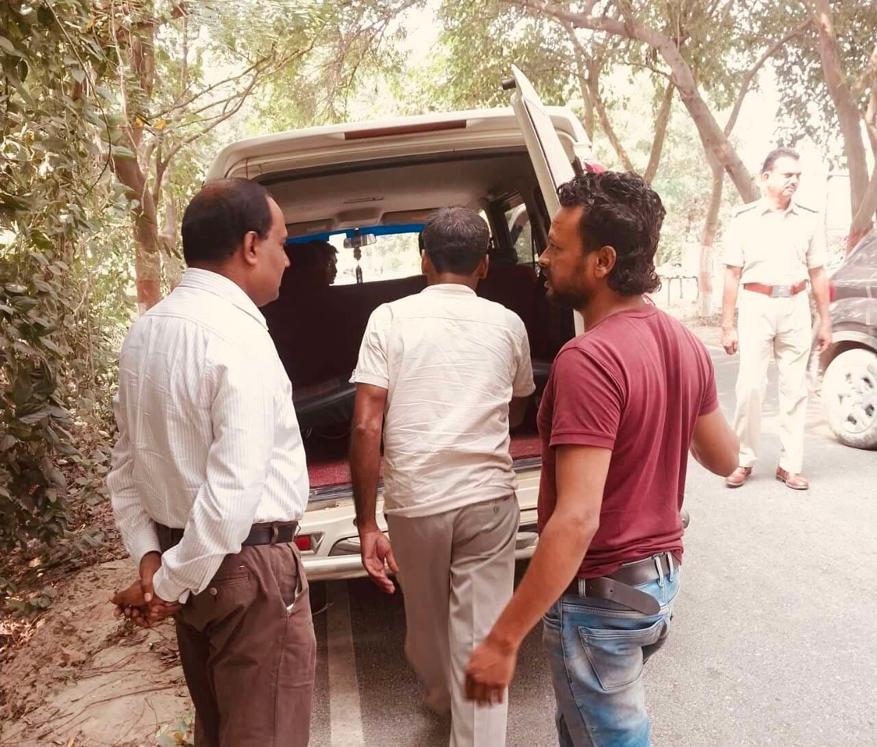 फुलवरिया में चुनाव शांति और निष्पक्षता के साथ कराने के लिए वाहन जांच तेज