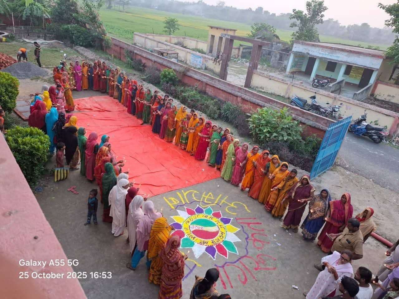 जीविका दीदियों ने चलाया मतदाता जागरूकता अभियान, रंगोली व रैली के जरिए दिया मतदान का संदेश