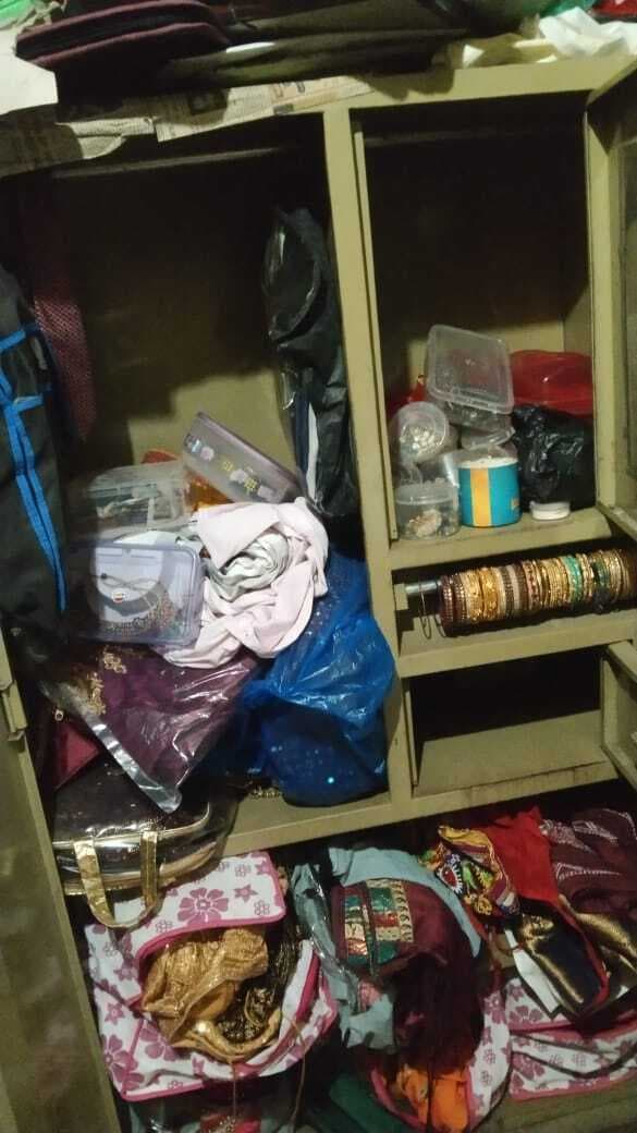 Madhubani News : कैटोला में एक ही रात दो घरों से जेवरात व 1.15 लाख की चोरी