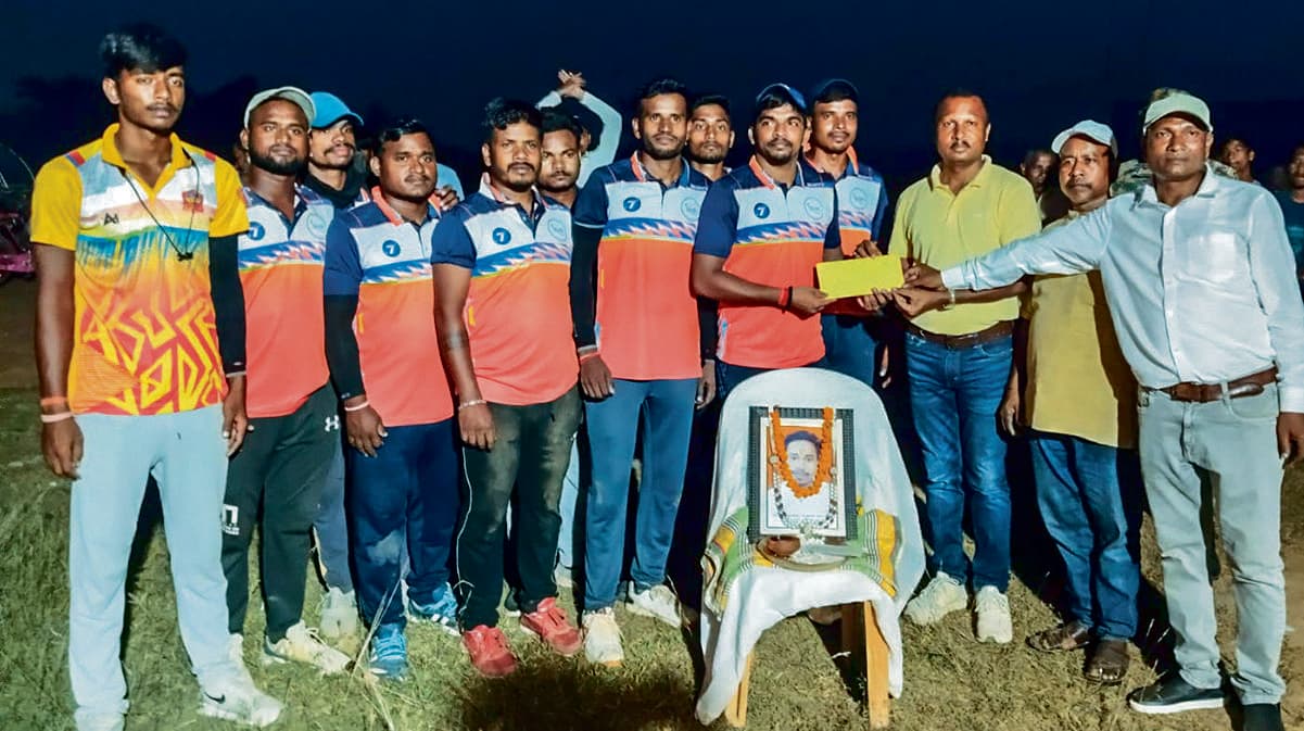 Chaibasa News : मुंडादेव को हरा जेएमके सरगीडीह बना विजेता