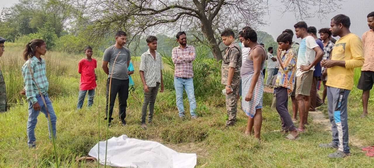 Seraikela Kharsawan News : पांड्राशाली में खरसावां के युवक की हत्या, गले में बेल्ट के निशान