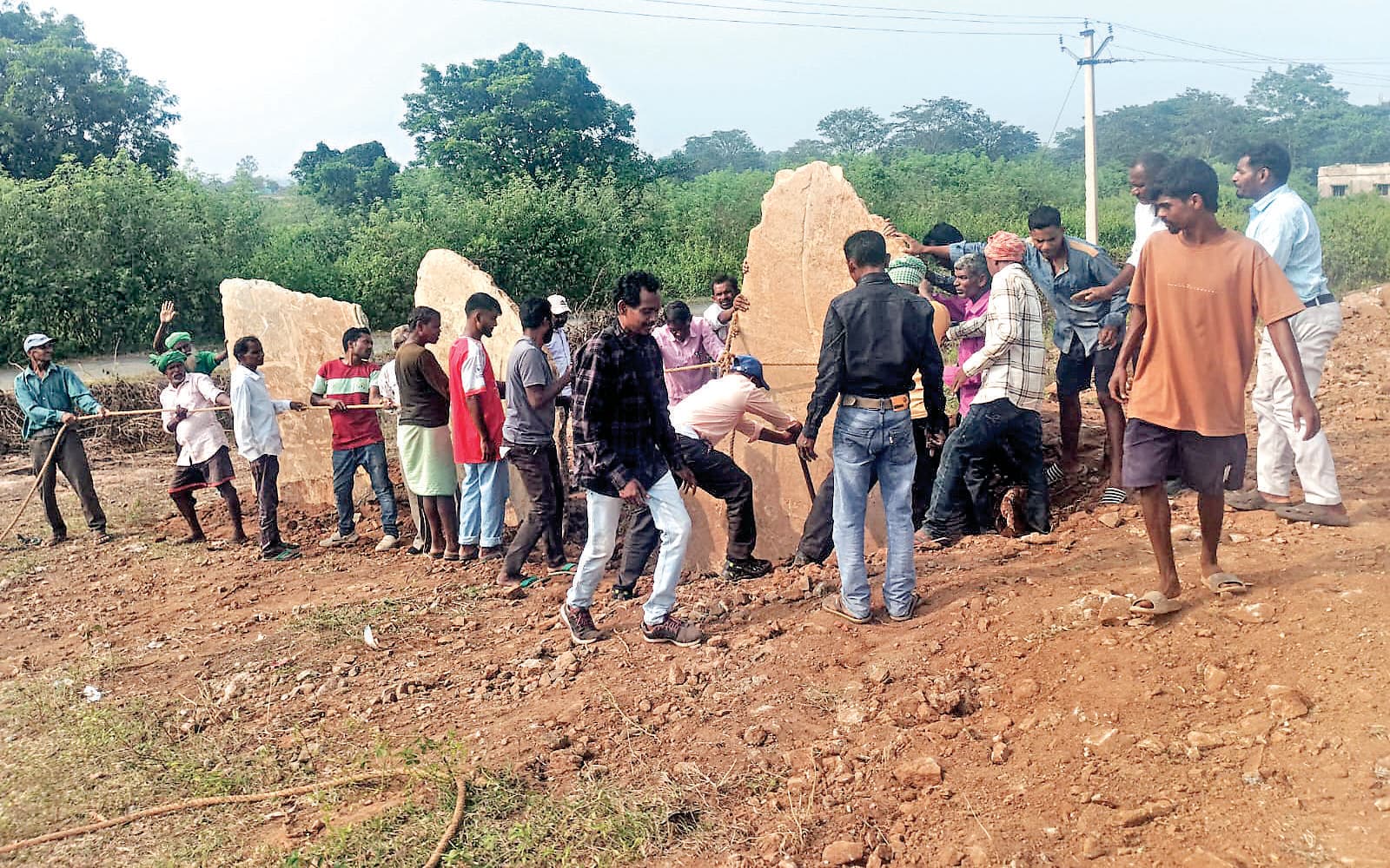 Chaibasa News : सानंदा गांव में पत्थलगड़ी की जायेगी, आंदोलनकारियों के नाम अंकित होंगे
