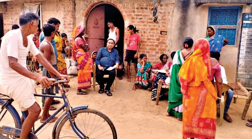 East Singhbhum News : मुकरुडीह में फैला डायरिया, दर्जनों ग्रामीण हुए बीमार