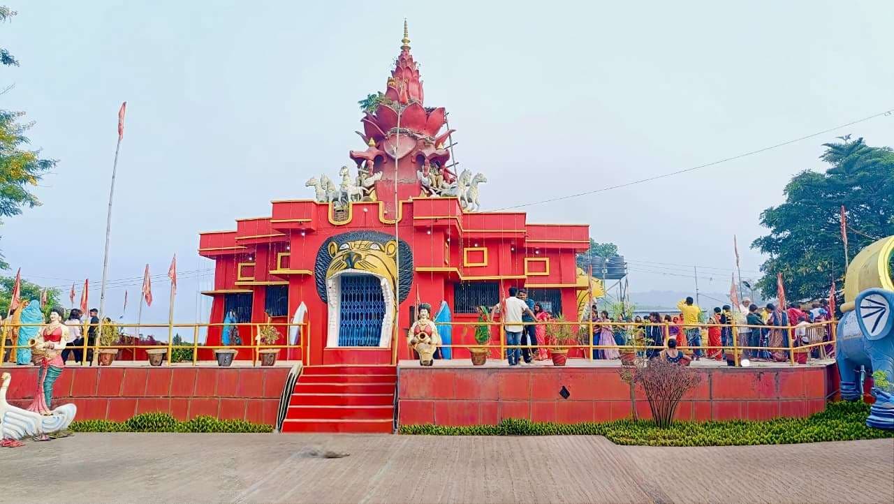Bokaro News: बैदकारो के सूर्य मंदिर में उमड़ती है श्रद्धालुओं की भीड़