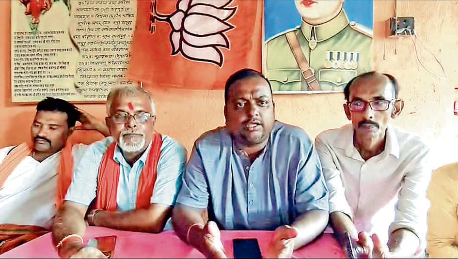 छठपूजा में मांस-मछली बिक्री को लेकर ‘बांग्ला पक्खो’ पर भाजपा का हमला