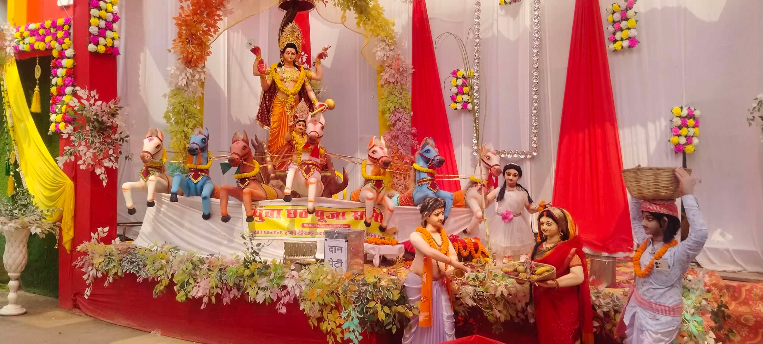 भगवान सूर्य की प्रतिमा स्थापित कर की गयी पूजा