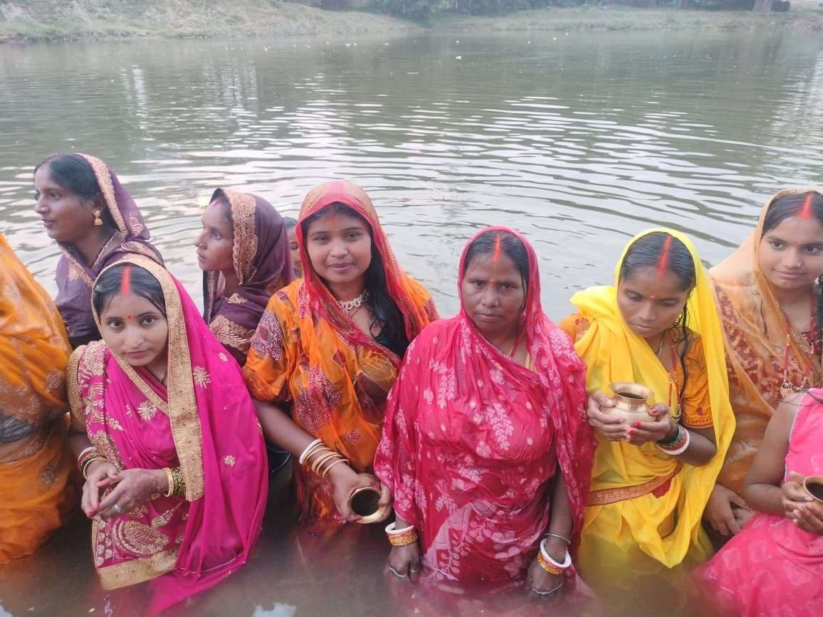 फतेहपुर में धूमधाम से मनाया गया छठ पर्व