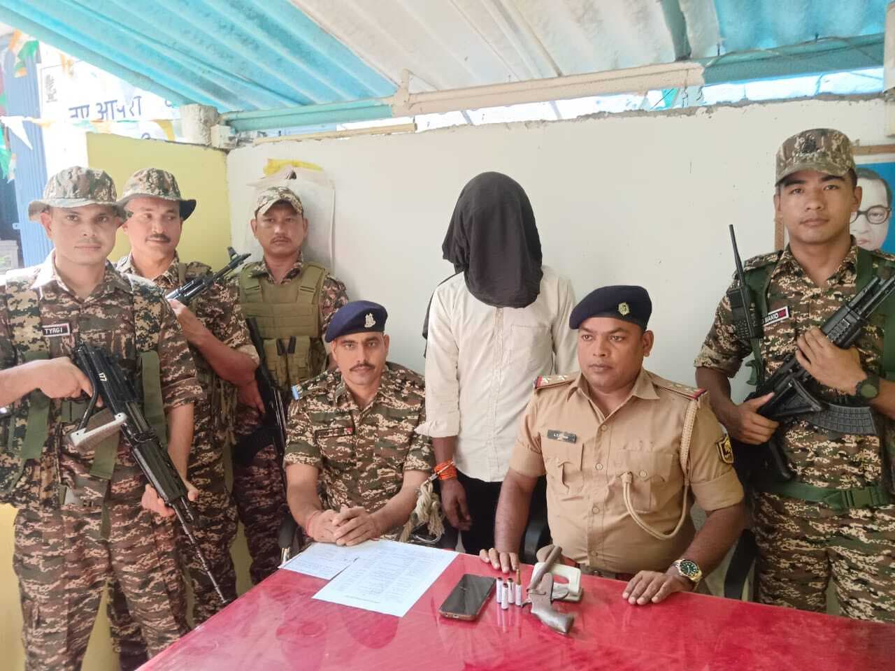 कट्टा, कारतूस व खोखा के साथ युवक गिरफ्तार