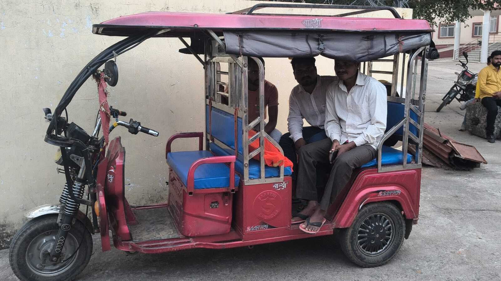 महादेव तालाब में डूबने से बच्ची की मौत, परिजनों में कोहराम