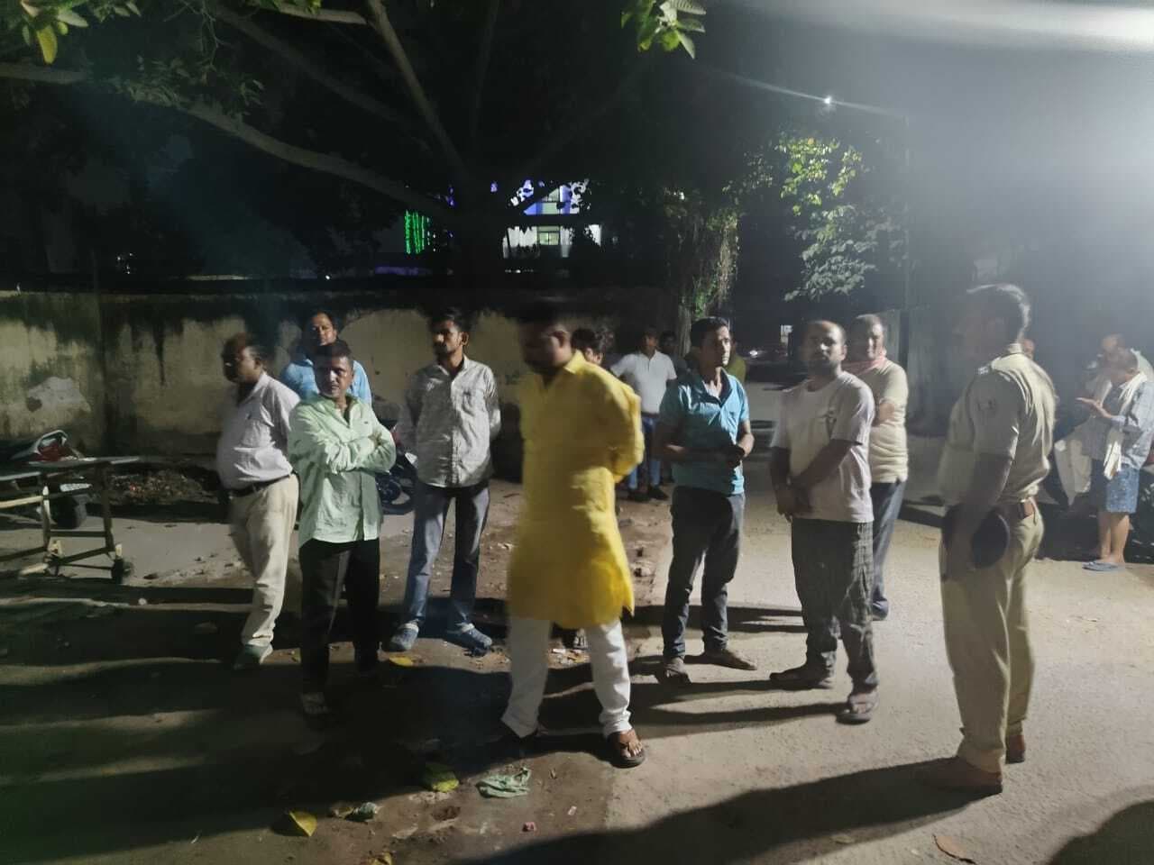 Hajipur News : कैंसर पीड़ित ने बीमारी से हार कर  फांसी लगाकर की आत्महत्या
