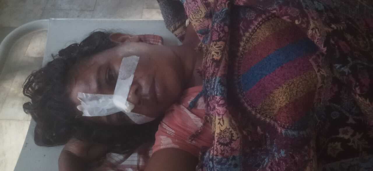 Chaibasa News :  नशे में महिला ने जहर खाया, फिर बेटे को जबरन पिलाया, पुत्र की मौत