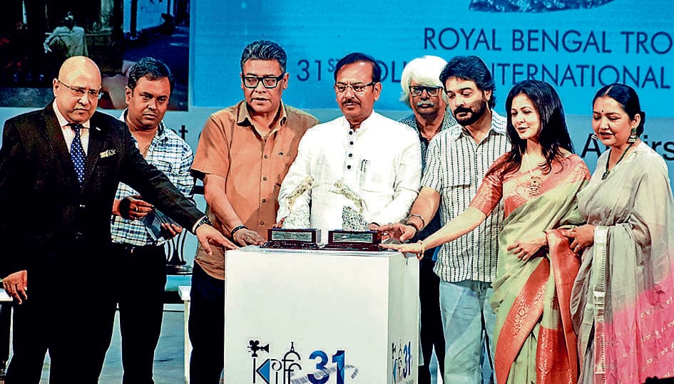 कोलकाता फिल्म फेस्टिवल छह से, सीएम करेंगी उद्घाटन