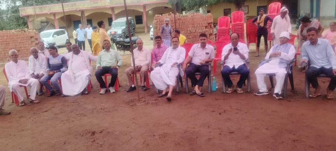 गोपाष्टमी पर श्रीकृष्ण गौशाला में हुई गौ बंश की पूजा