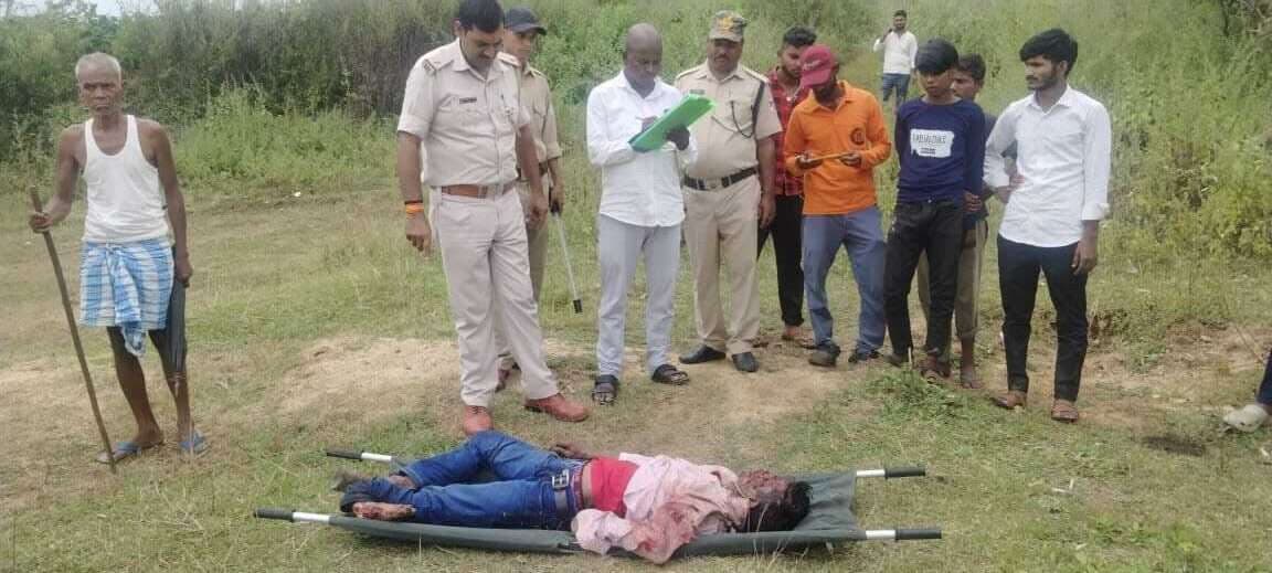 Deoghar news : रेलवे ट्रैक के पास से युवक का क्षत-विक्षत शव बरामद, मृतक के पॉकेट से मिले मोबाइल से हुई पहचान