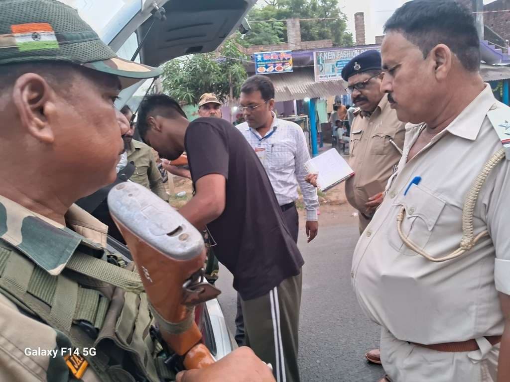 एसएस टीम ने चलाया वाहन चेकिंग अभियान