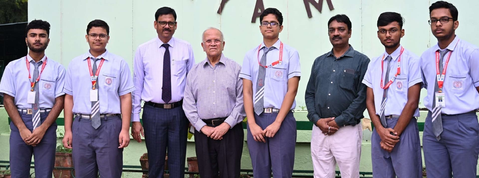 Bokaro News : चिन्मय विद्यालय : आइओक्यूएम के स्टेट टॉपर आदर्श सिंह समेत 11 विद्यार्थी सम्मानित